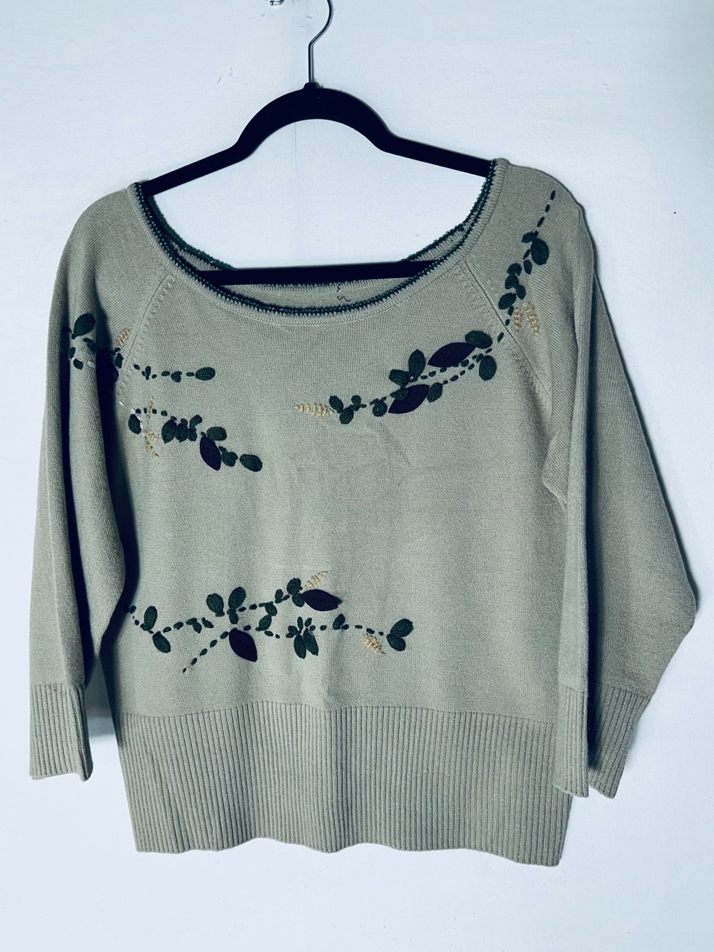 Vintage Earthy Olive Green Embroidered Floral Knit Top w Beaded Boat Neckline M
